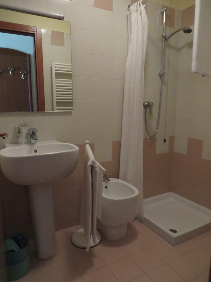 Hotel San Tomio Isola Vicentina Room photo